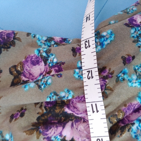 Decree | crochet boho peplum taupe floral tank top large - Picture 9 of 11